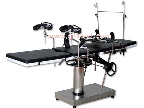 綜合手術(shù)臺12